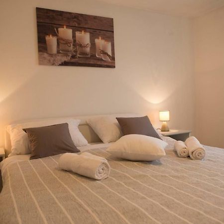 Apartman Antea Оточац Экстерьер фото