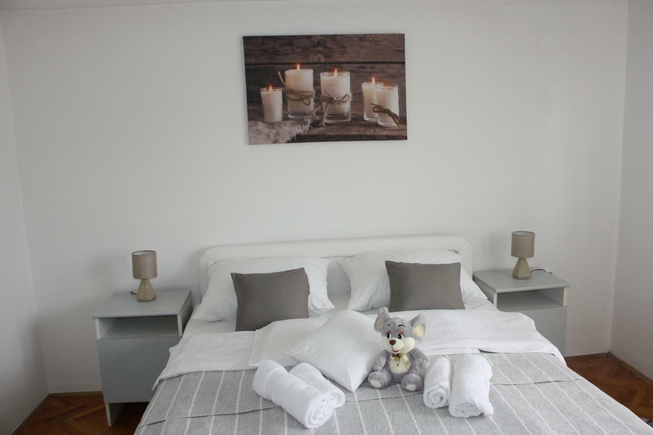 Apartman Antea Оточац Экстерьер фото